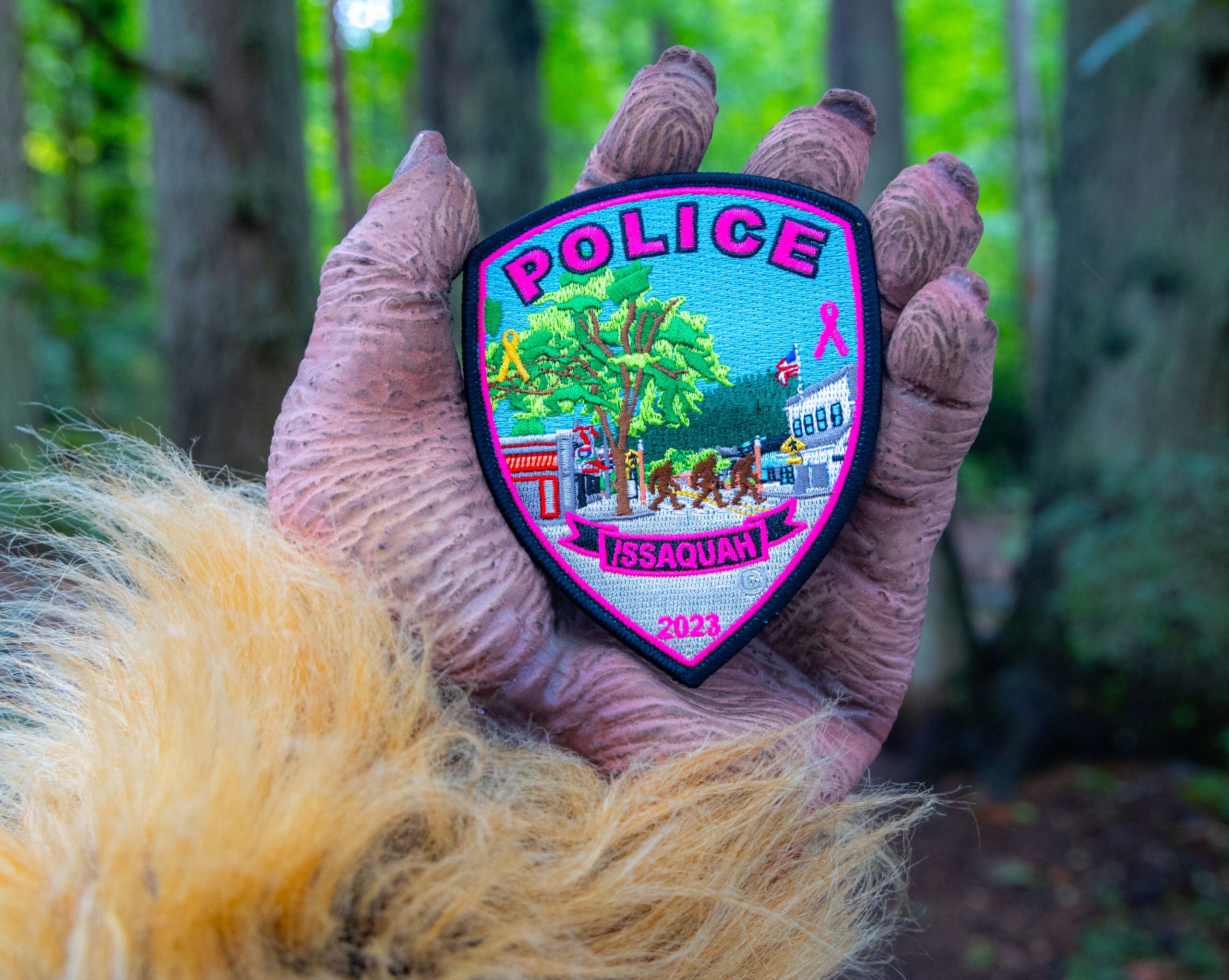 Issaquah Police Department Pink Patch Project